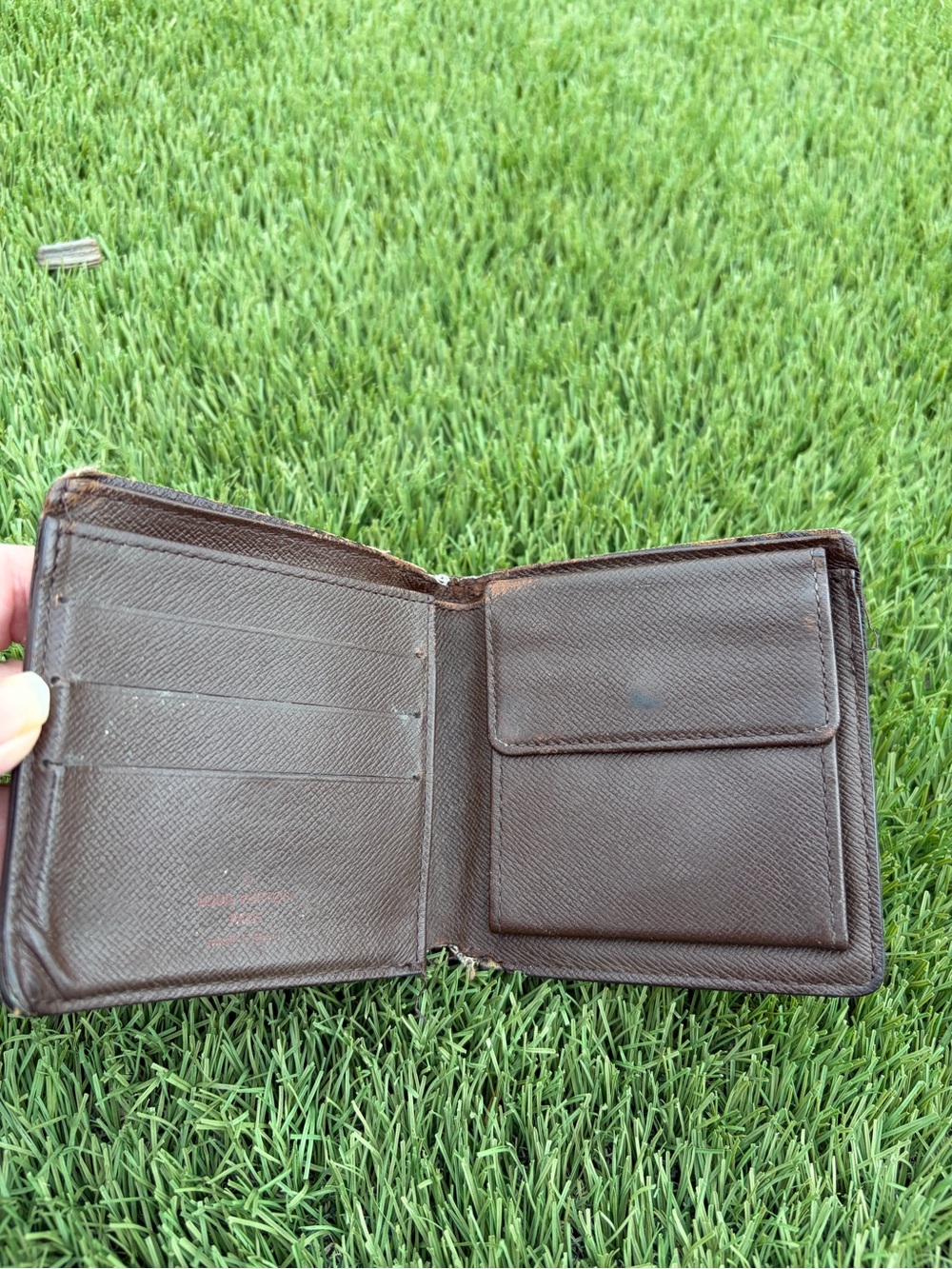Men’s Louis Vuitton Damier Wallet Billfold Authentic 2003 DateCode Damaged - Picture 4 of 12